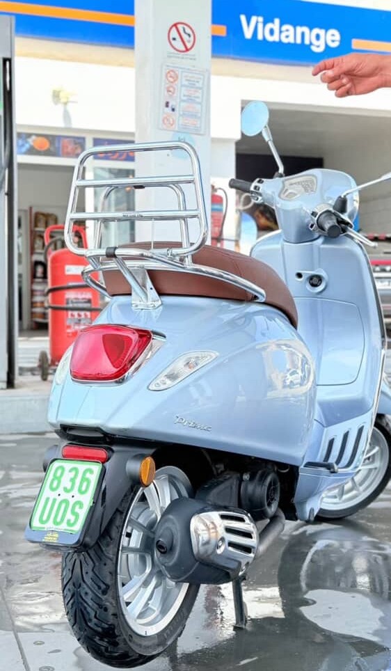 scooter-piaggio-lx50-bleu-bizerte