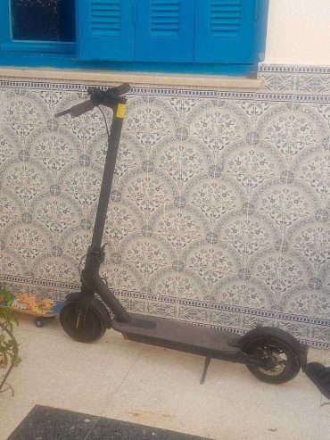 trottinette-electrique-xiaomi-essential-carthage