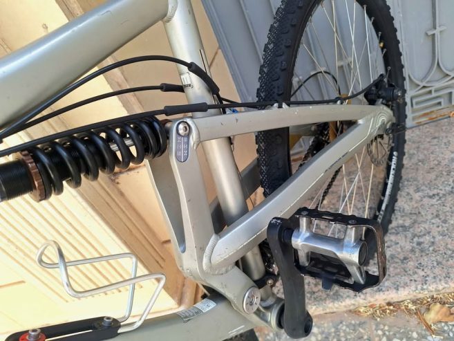 velo-vtt-rockrider-63-taille-m