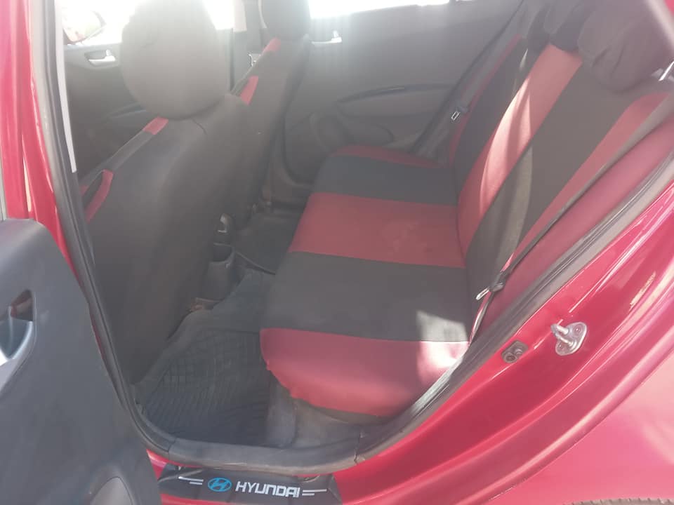 vente-hyundai-i10-rouge-2019-gabes