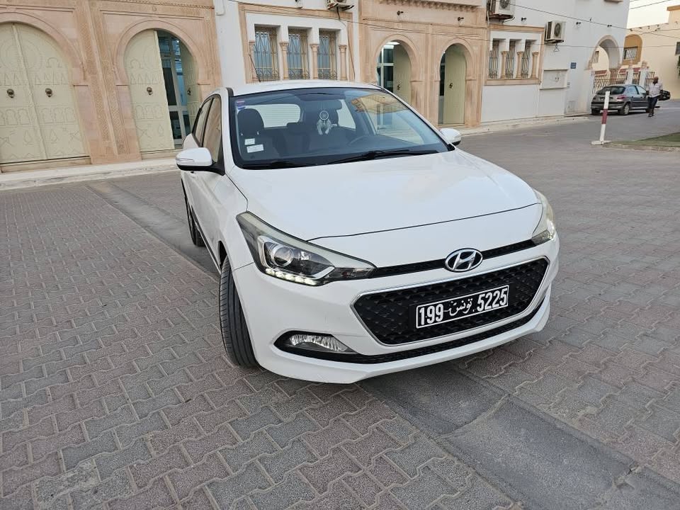 voiture-hyundai-i20-2017-prix-43000