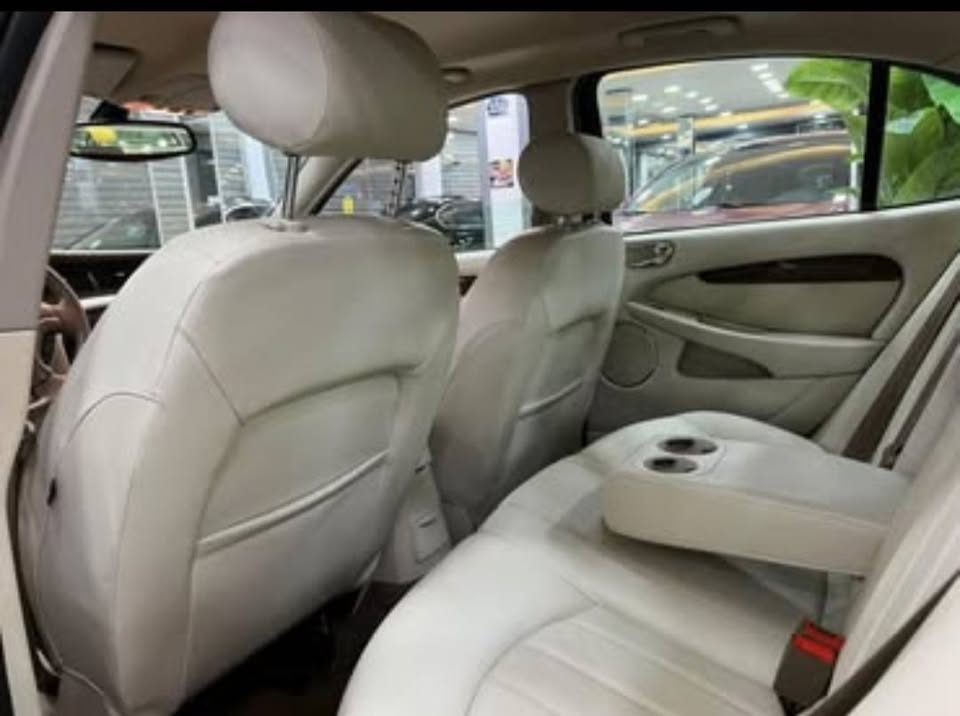voiture-jaguar-xtype-tunisie