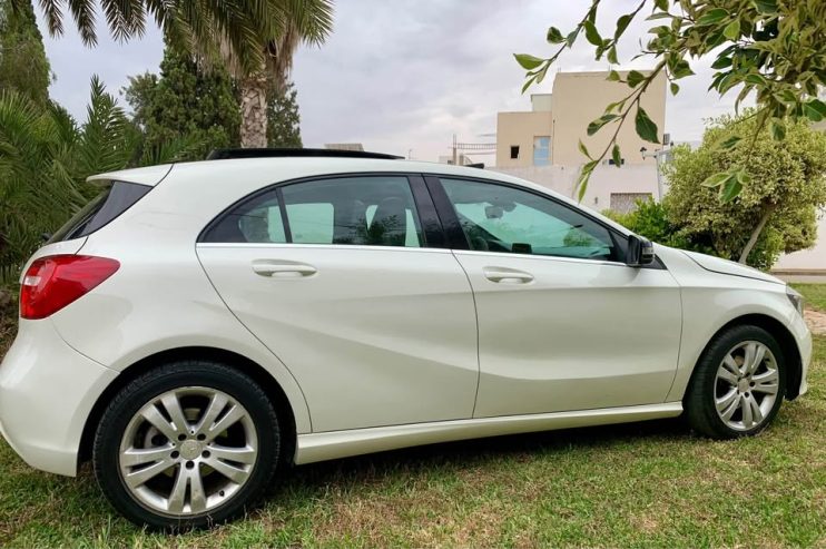voiture-premium-mercedes-classe-a-sport