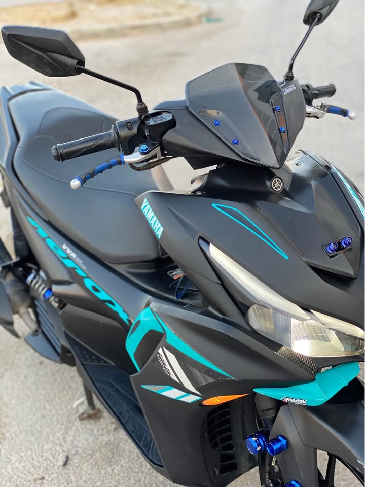 yamaha-aerox-155cc-guidon
