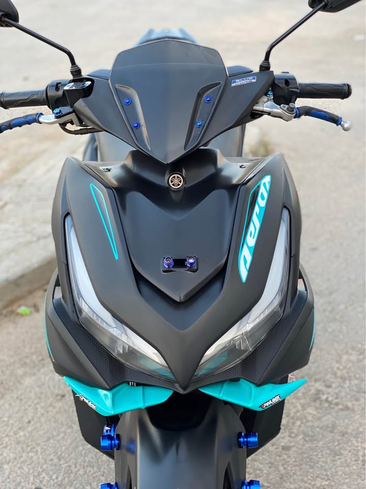 yamaha-aerox-155cc-phare-led