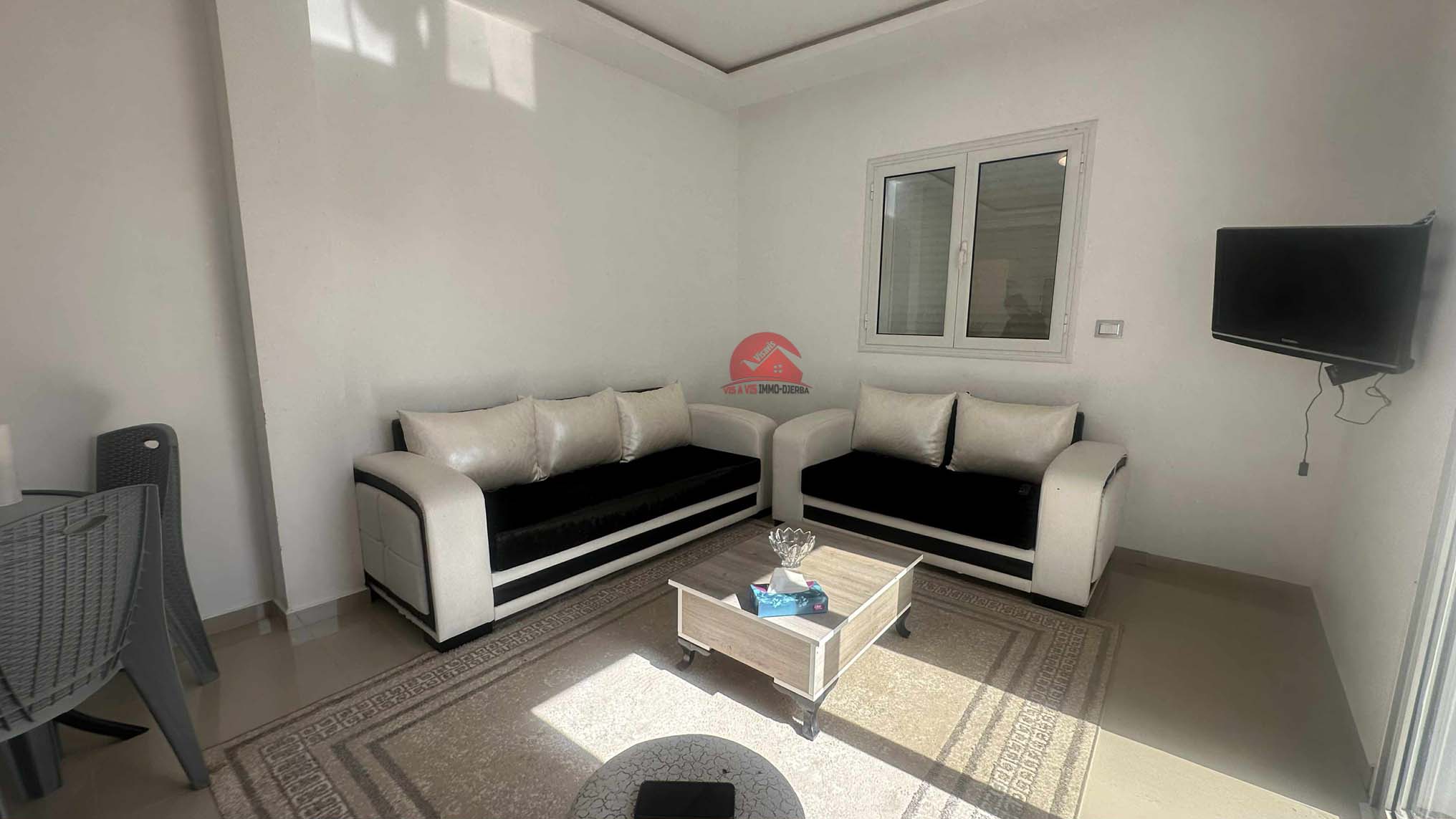 8e3000d2-7b5f-4581-a873-5250d64ce60c