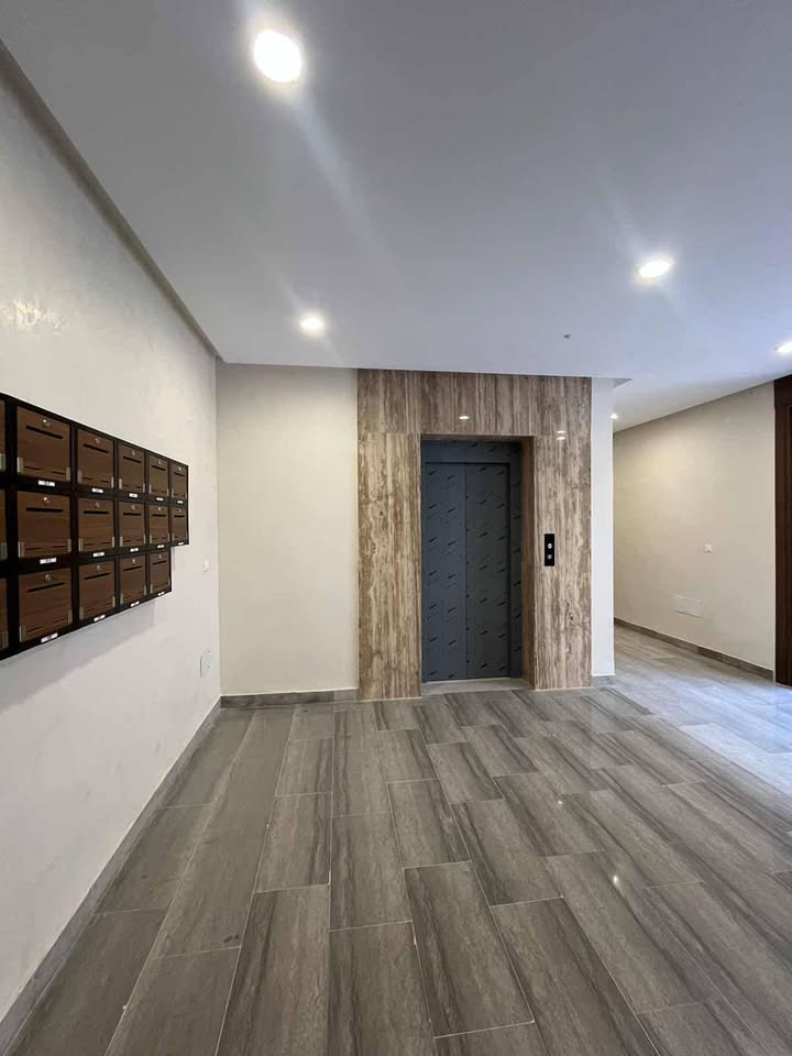 appartement-a-louer-s1-chotrana3-proxite-la-firma