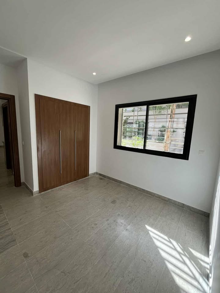 appartement-haut-standing-s1-a-louer-chotrana3