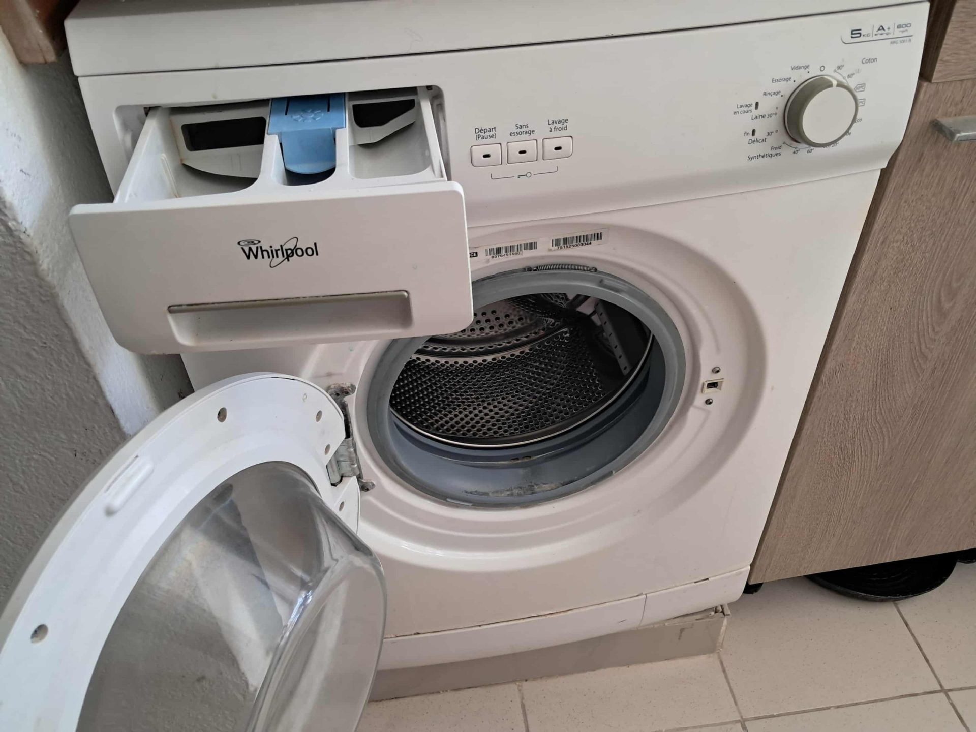 c376e464-7c46-4b84-bfe1-e0ff0e382f01