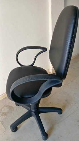 chaise-bureau-ergonomique-noire-sousse