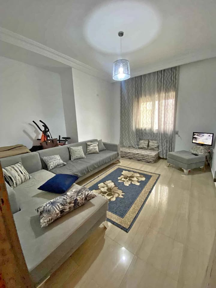 ensemble-canapes-avec-pouf-gris