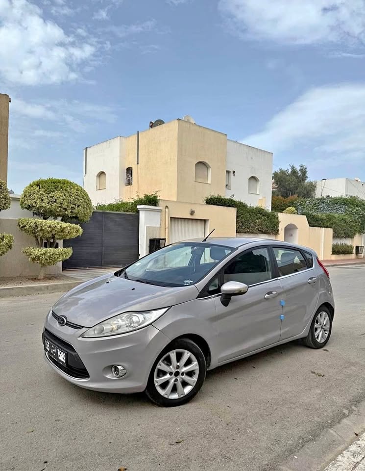 ford-fiesta-titanium-2012-occasion-tunisie
