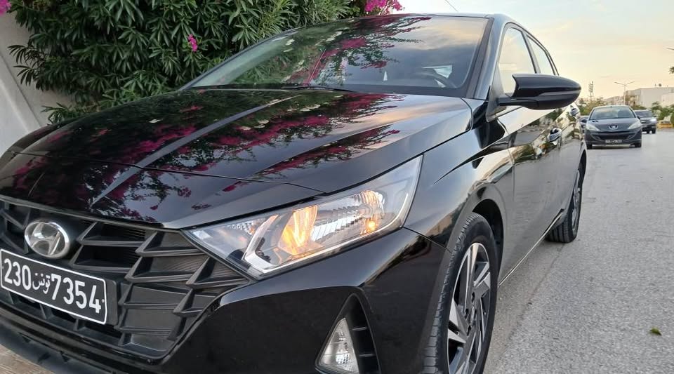 hyundai-i20-2022-noir-brillant-tunisie