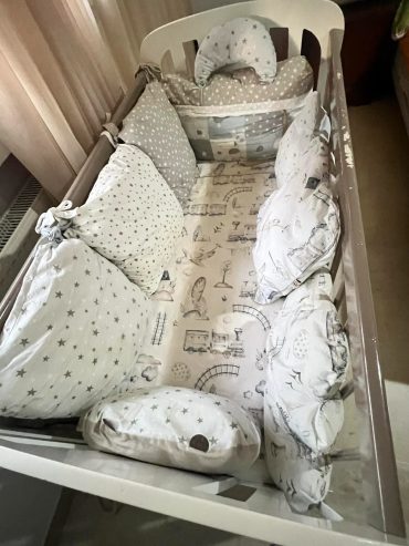 lit-bebe-avec-coussins-tunisie