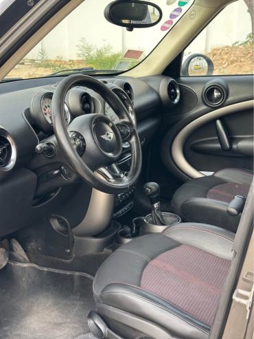 mini-cooper-2012-rades-7cv-essence