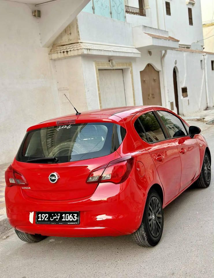 opel-corsa-rouge-192-el-mnihla