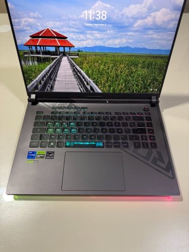 ordinateur-portable-gamer-asus-rog-strix-g16-2025