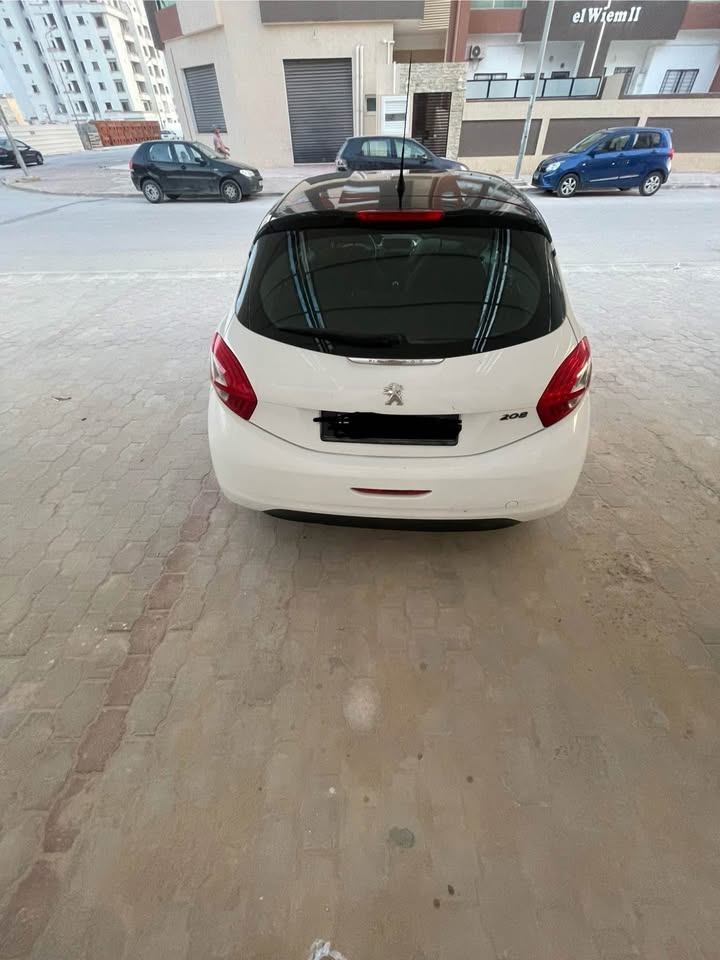 peugeot-208-excellent-etat-tunisie