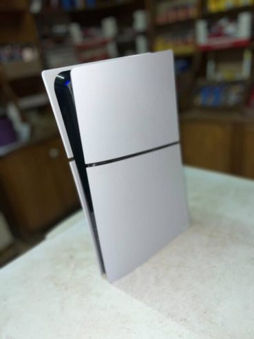 ps5-slim-digital-avec-astro-bot-a-vendre-sfax