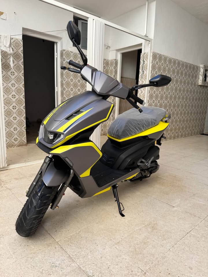 scooter-phantom-z1-1000km-occasion