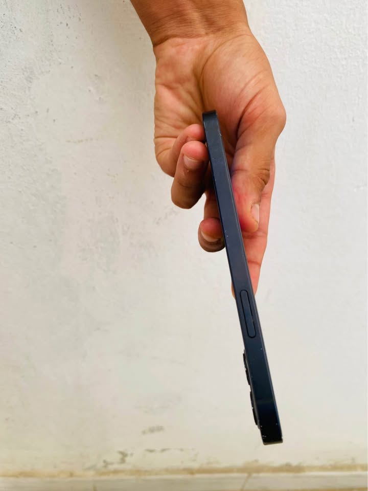 smartphone-apple-iphone-12-tunis