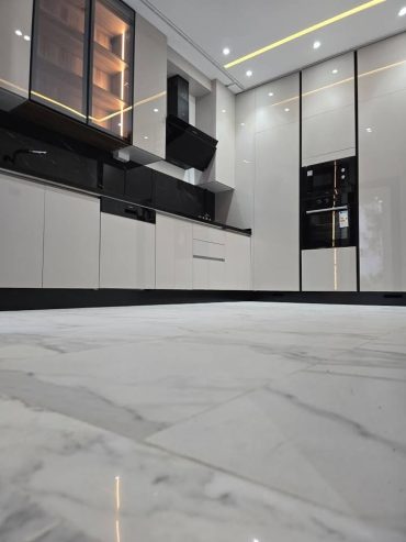uisine-equipee-luxe-appartement-a-vendre-1
