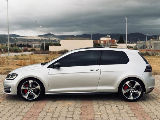 volkswagen-golf7-gti-essence-tunisie