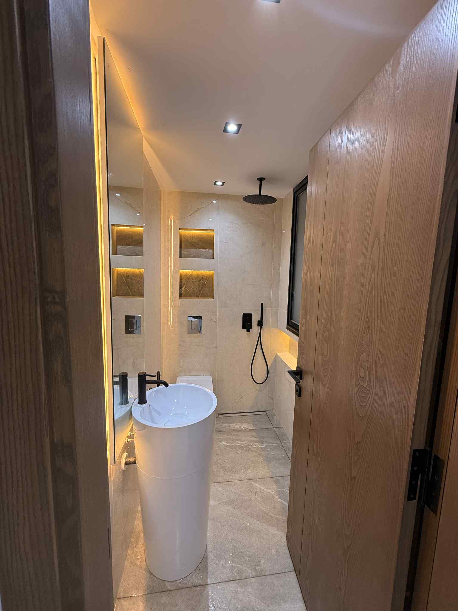 979870ba-5997-4bd8-b226-46bf9af26eb7