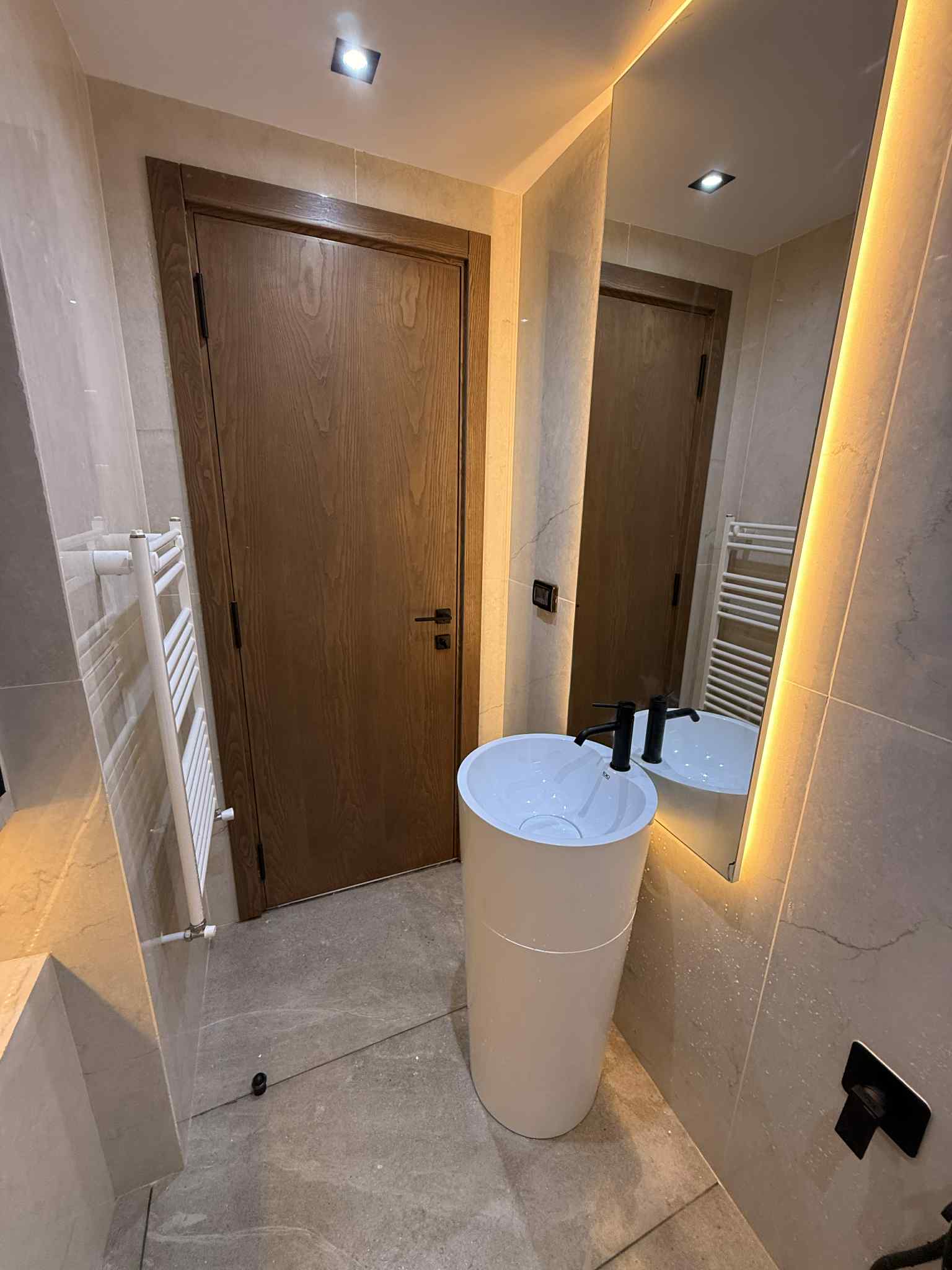 a6e95bea-a5a1-44bf-9e75-2343cf5b907e