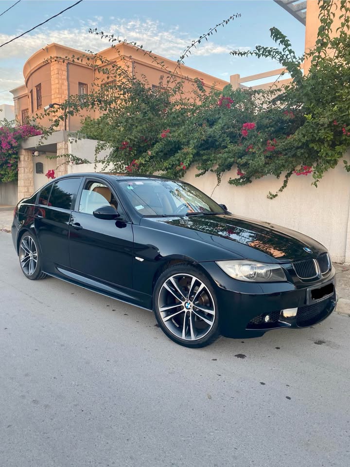 bmw-serie3-e90-noir-bizerte