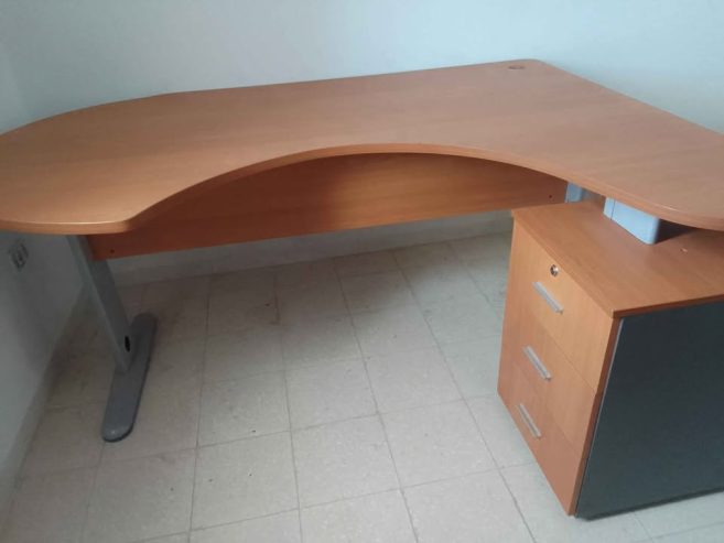 bureau-avec-tiroirs-raoued
