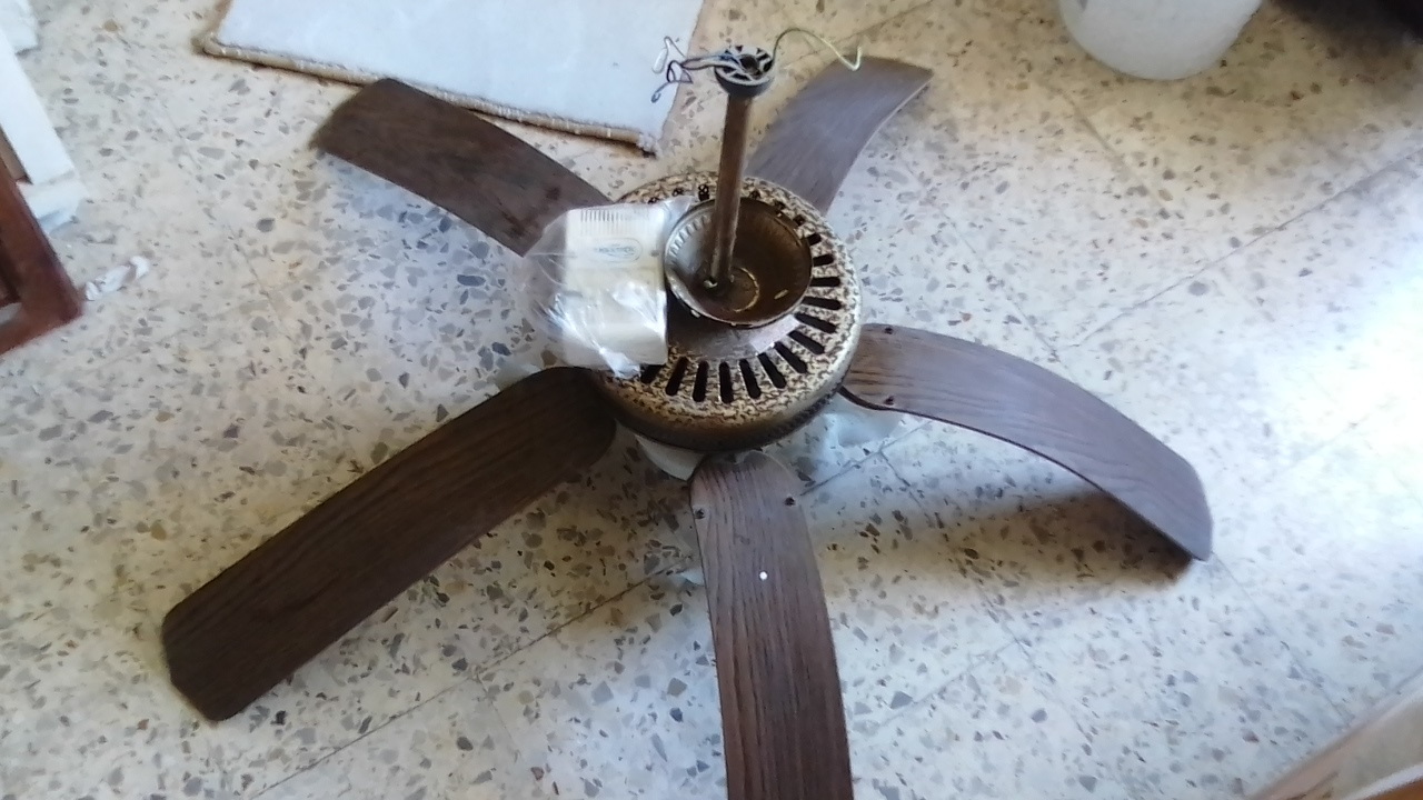 et-Ventilateur-de-plafond-luminaire-1