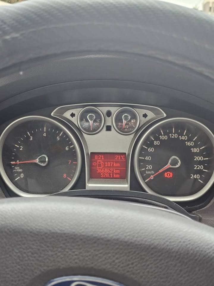 ford-focus-2010-disponible-a-boumhal