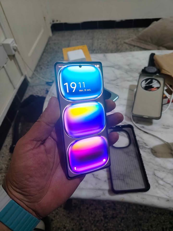 infinix-hot-50-pro-plus-ecran-allume-poincon-centre