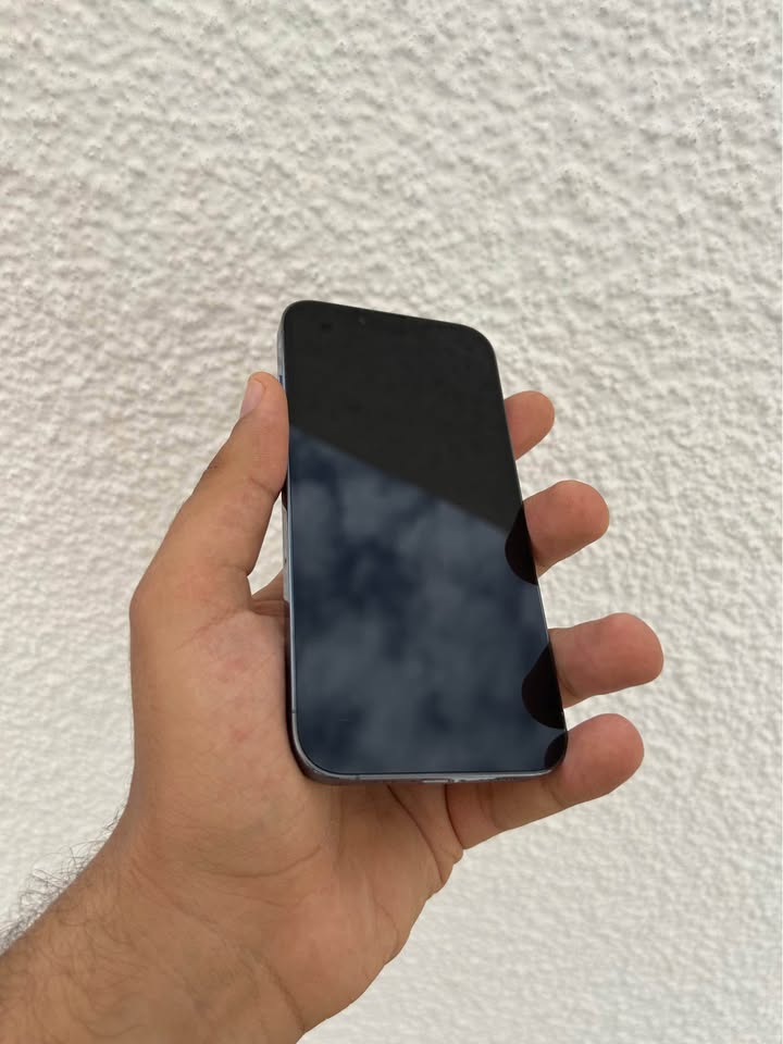 iphone-13-pro-avec-cable-original
