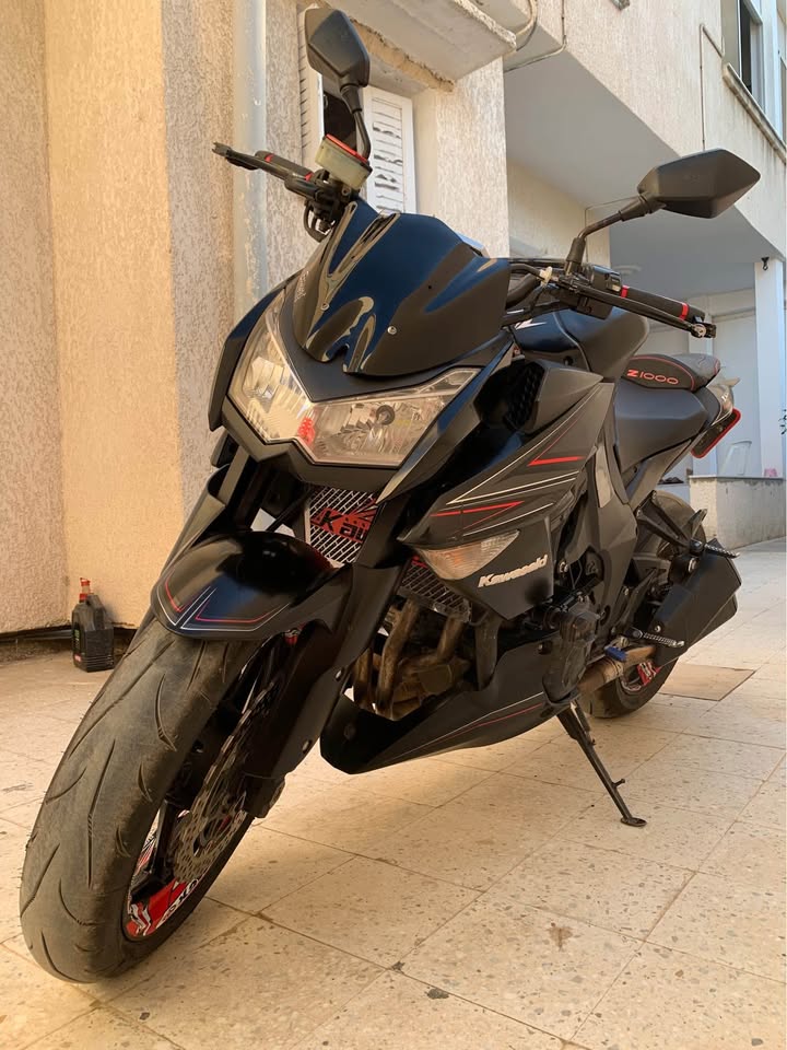 kawasaki-z1000-black-edition-mornaguia