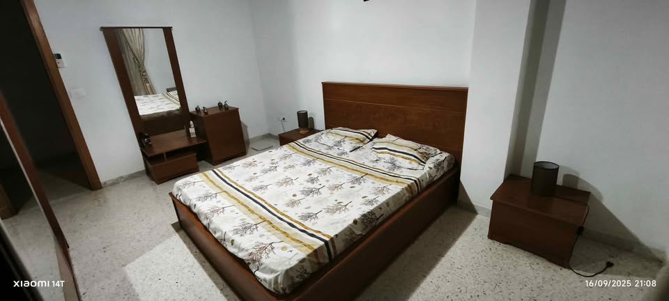 lit-double-chambre-a-coucher-tunisie