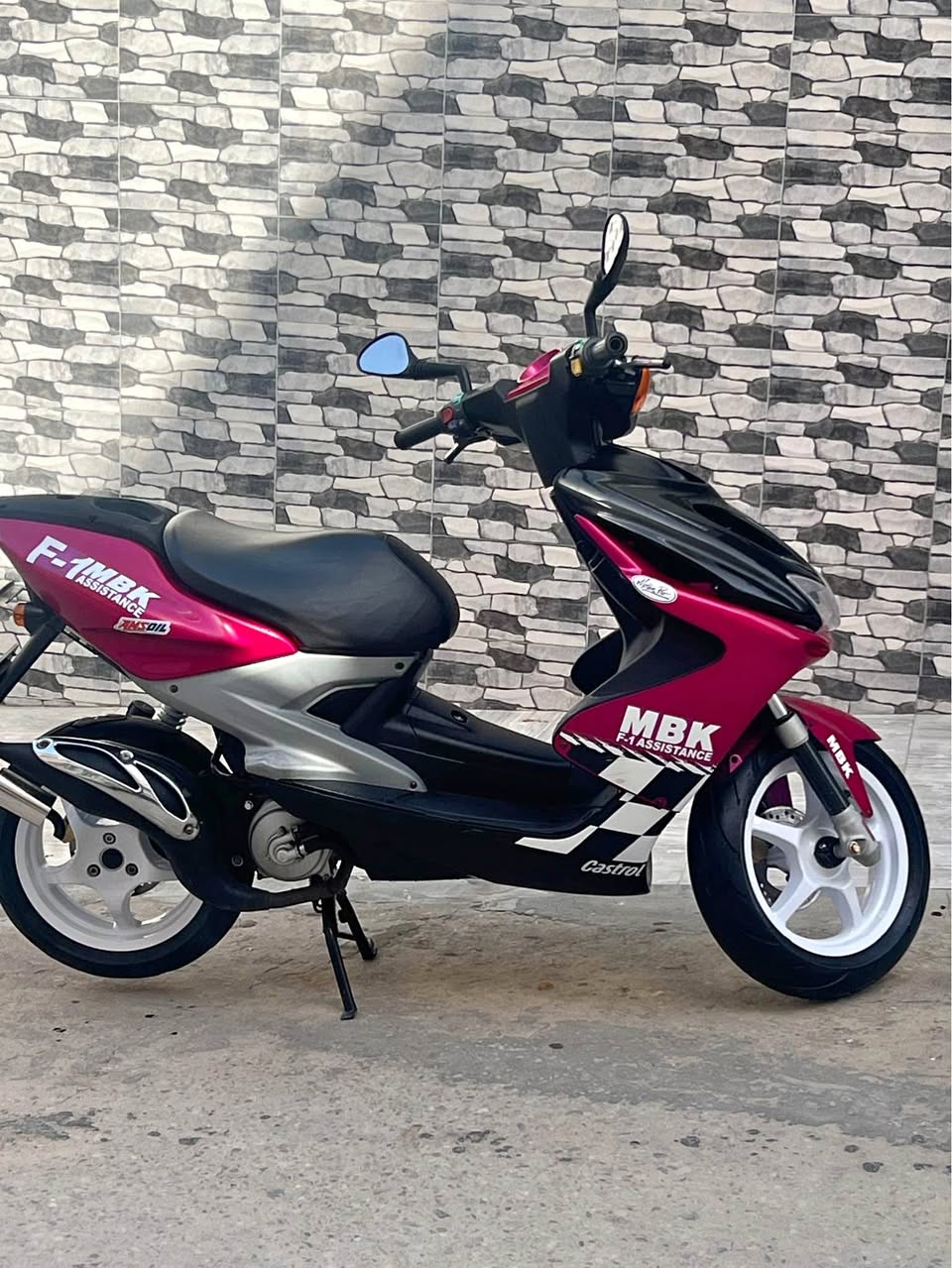 mbk-nitro-bizerte-pneus-michelin-999dt