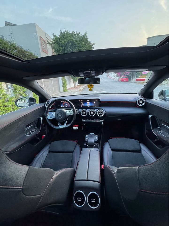 mercedes-cla-180-pack-amg-noir-diamond