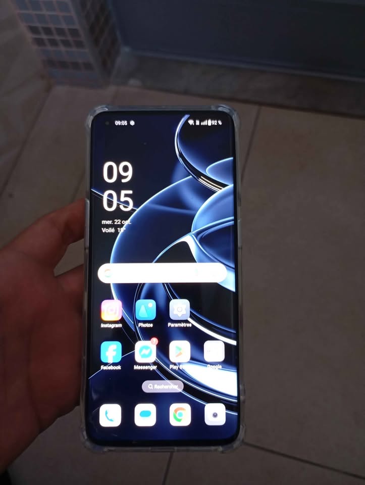 oppo-find-x3-pro-miroir-argente-tunisie