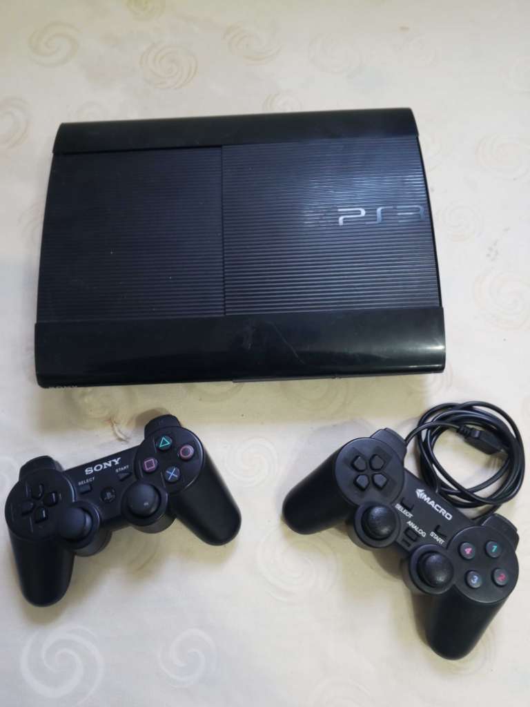 playstation-3-patchee-21-jeux-tunisie