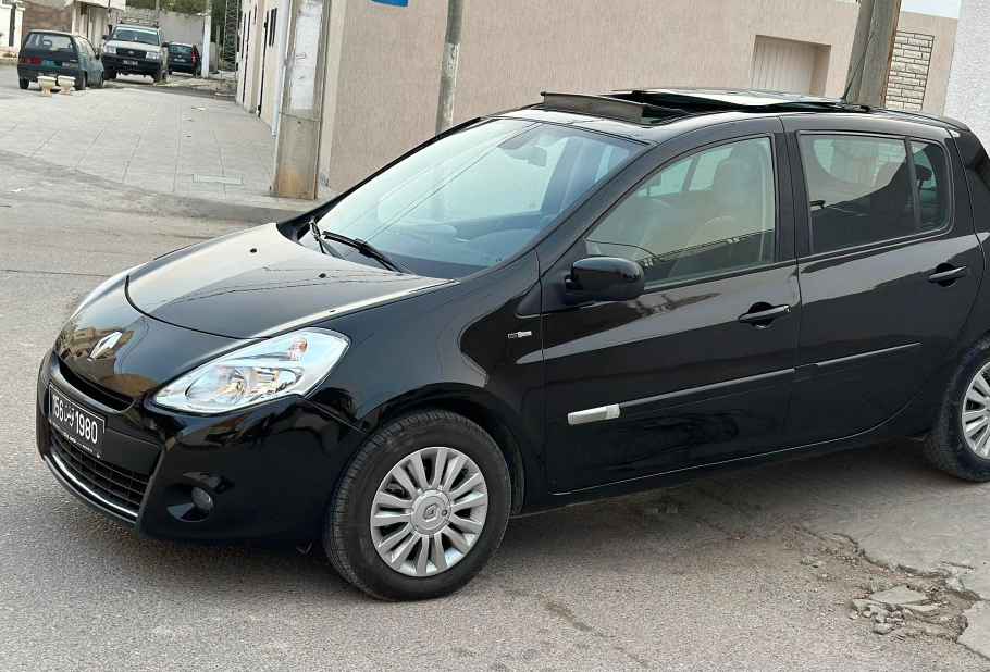 renault-clio-3-night-day-bluetooth-radar-recul