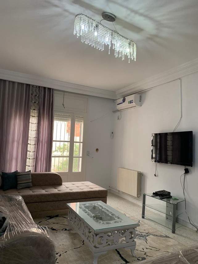 salon-neuf-appartement-location-tunis