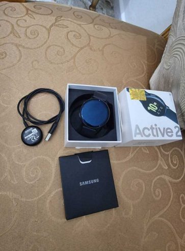 samsung-active2-4g-avec-boite-et-accessoires