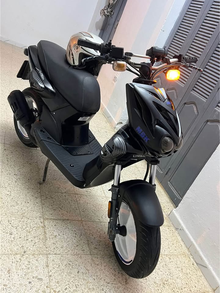 scooter-mbk-stunt-tunisie