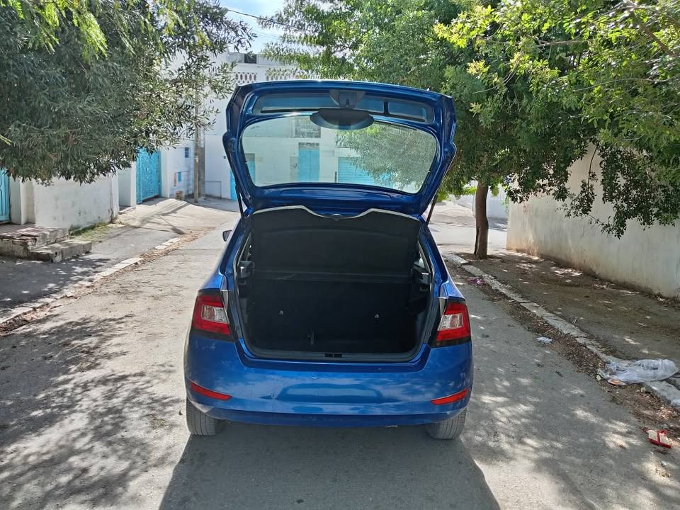 skoda-fabia-150000km-tunisie