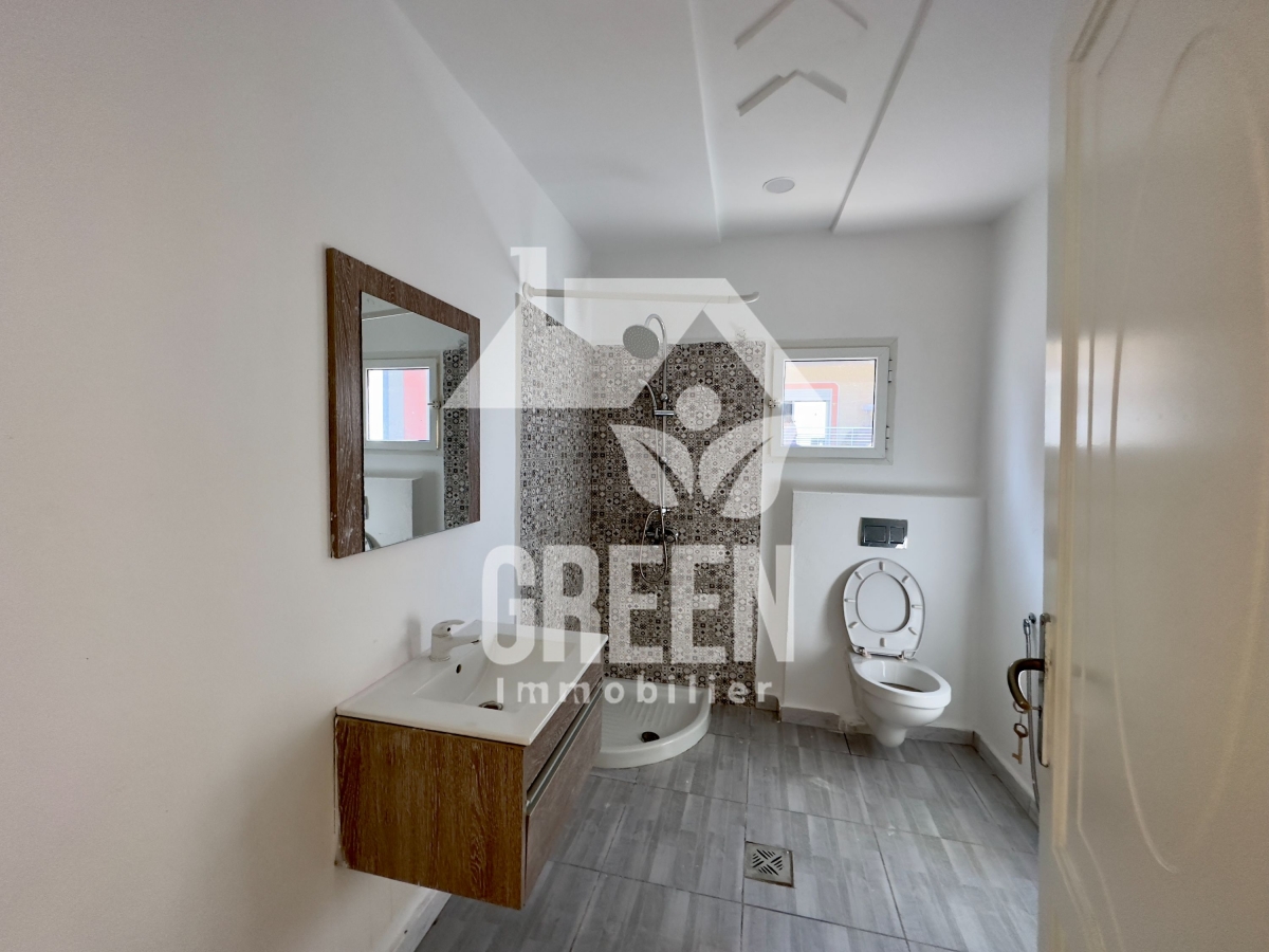 thumb_664083_property_xlarge