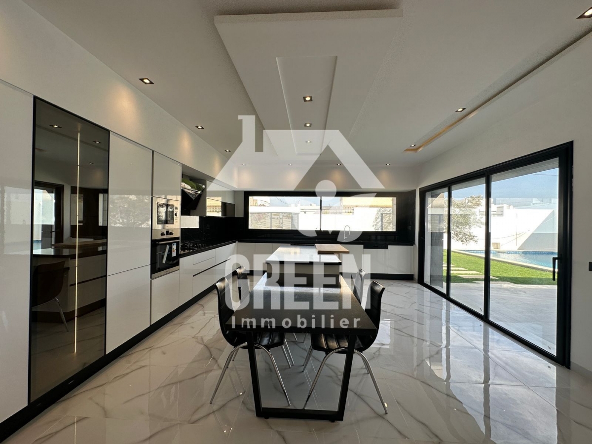 thumb_697545_property_xlarge