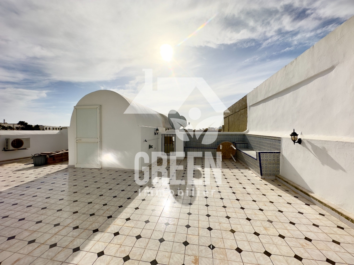 thumb_711958_property_xlarge