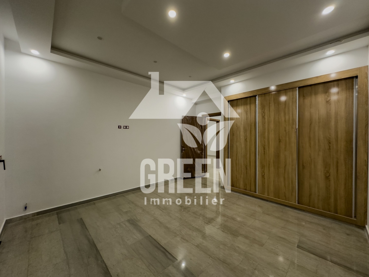 thumb_919811_property_xlarge